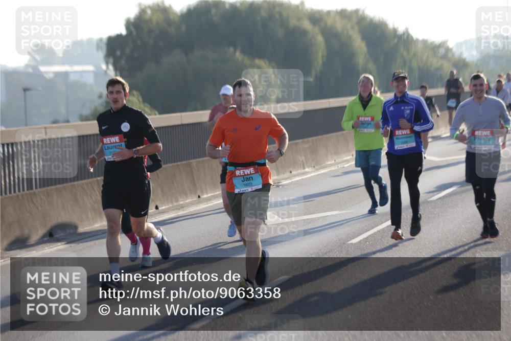 03.10.2025 - Köhlbrandbrückenlauf Jannik Wohlers http://msf.ph/oto/9063358 03.10.2025 09:16:11 Position 3 1622 meine-sportfotos.de