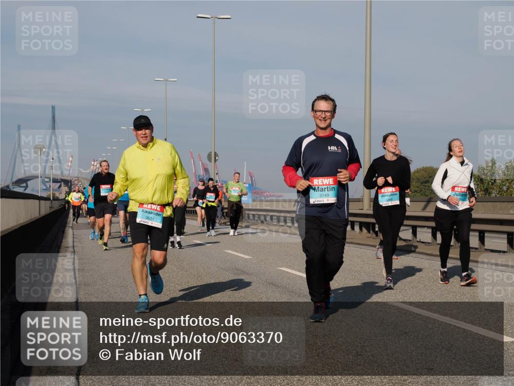 03.10.2025 - Köhlbrandbrückenlauf Fabian Wolf http://msf.ph/oto/9063370 03.10.2025 10:06:44 Position 3 3631, 3149 meine-sportfotos.de