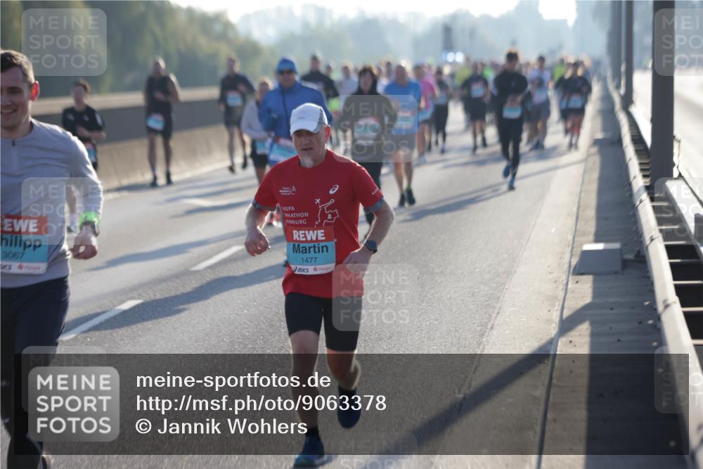 03.10.2025 - Köhlbrandbrückenlauf Jannik Wohlers http://msf.ph/oto/9063378 03.10.2025 09:16:14 Position 3 3067, 1477 meine-sportfotos.de