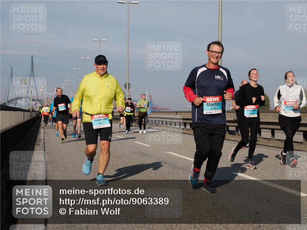 03.10.2025 - Köhlbrandbrückenlauf Fabian Wolf http://msf.ph/oto/9063389 03.10.2025 10:06:45 Position 3 3631, 3149, 2356 meine-sportfotos.de