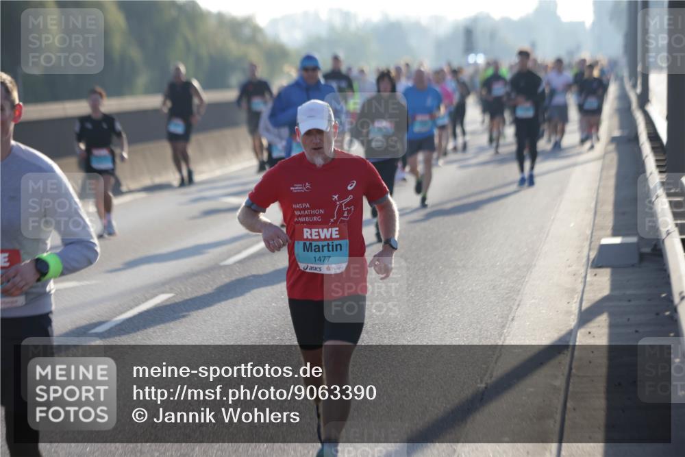 03.10.2025 - Köhlbrandbrückenlauf Jannik Wohlers http://msf.ph/oto/9063390 03.10.2025 09:16:14 Position 3 1477 meine-sportfotos.de