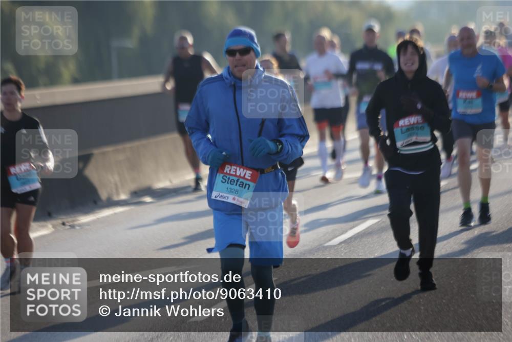03.10.2025 - Köhlbrandbrückenlauf Jannik Wohlers http://msf.ph/oto/9063410 03.10.2025 09:16:16 Position 3 1328, 1673 meine-sportfotos.de