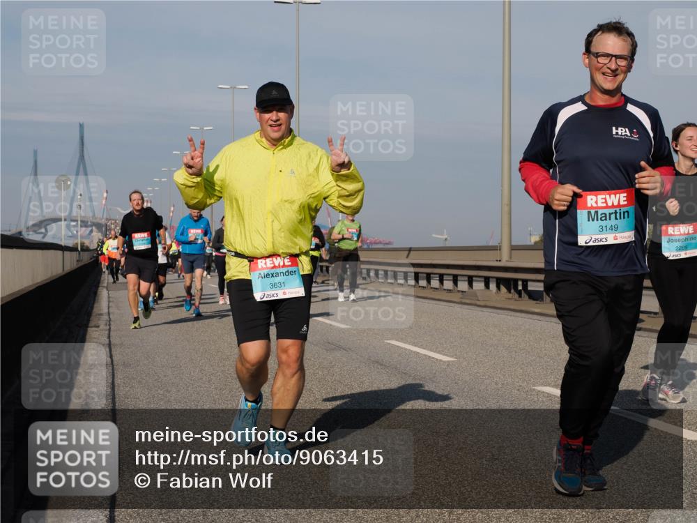 03.10.2025 - Köhlbrandbrückenlauf Fabian Wolf http://msf.ph/oto/9063415 03.10.2025 10:06:46 Position 3 3631, 8, 3149, 2289 meine-sportfotos.de