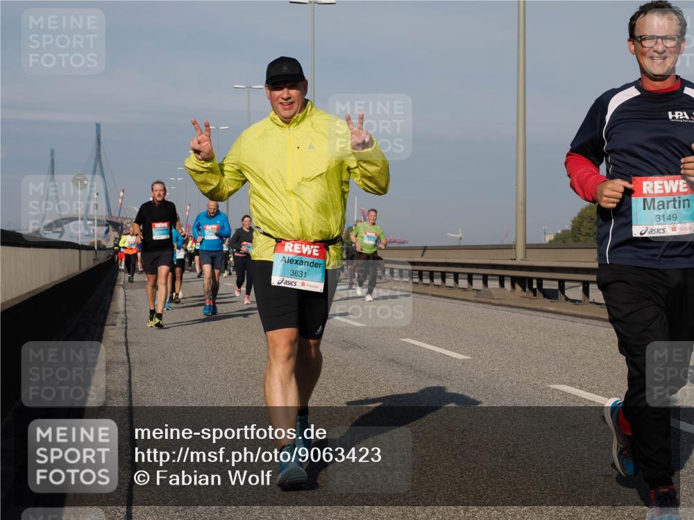 03.10.2025 - Köhlbrandbrückenlauf Fabian Wolf http://msf.ph/oto/9063423 03.10.2025 10:06:46 Position 3 3631, 3149 meine-sportfotos.de