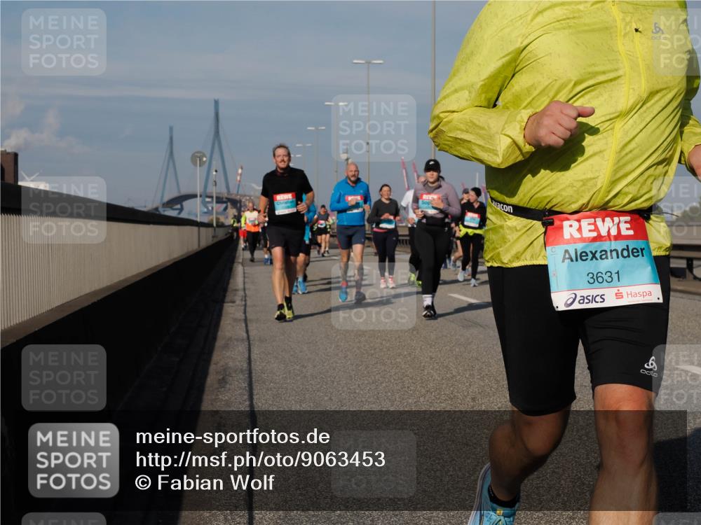 03.10.2025 - Köhlbrandbrückenlauf Fabian Wolf http://msf.ph/oto/9063453 03.10.2025 10:06:47 Position 3 3631, 8 meine-sportfotos.de