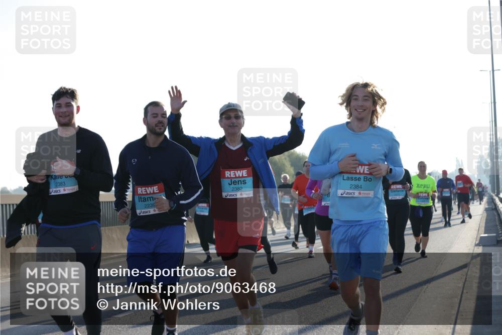 03.10.2025 - Köhlbrandbrückenlauf Jannik Wohlers http://msf.ph/oto/9063468 03.10.2025 09:24:08 Position 3 2383, 2239, 2382, 2384, 2271 meine-sportfotos.de
