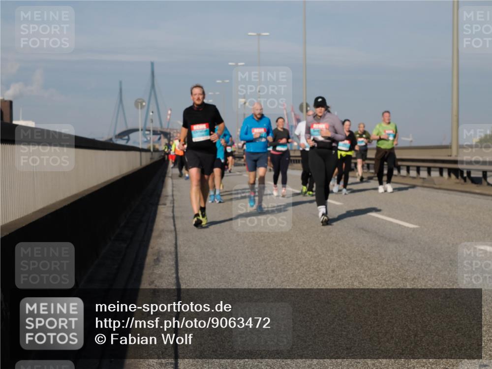 03.10.2025 - Köhlbrandbrückenlauf Fabian Wolf http://msf.ph/oto/9063472 03.10.2025 10:06:48 Position 3  meine-sportfotos.de