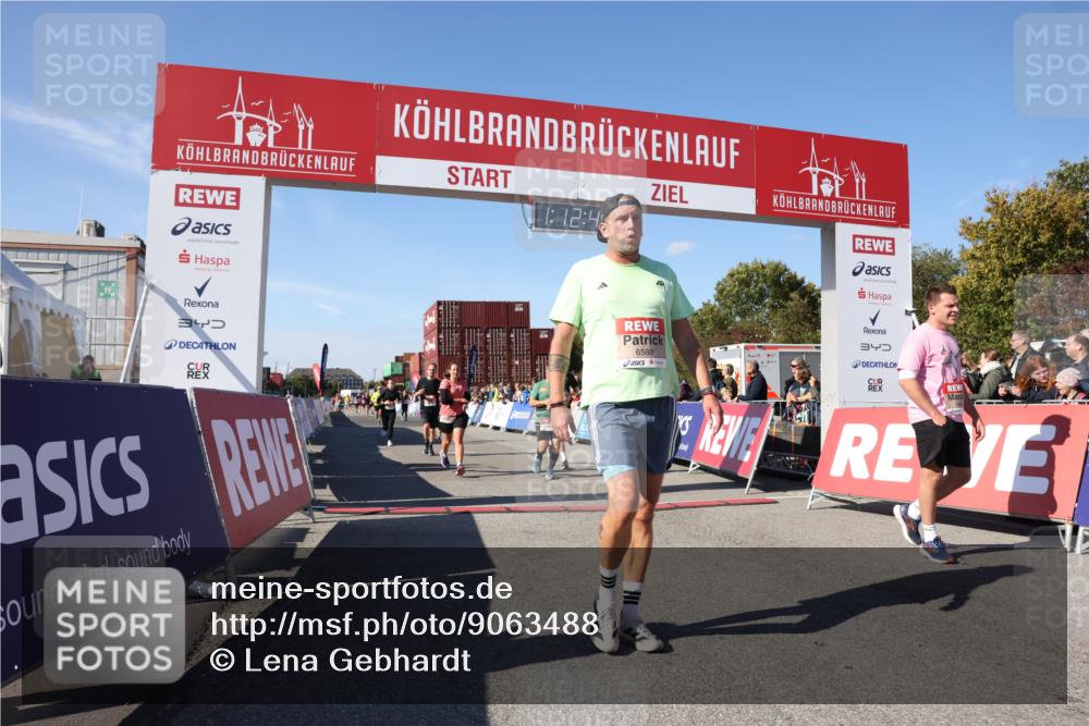 03.10.2025 - Köhlbrandbrückenlauf Lena Gebhardt http://msf.ph/oto/9063488 03.10.2025 13:12:43 Ziel 4048, 4391, 4392, 4527, 4609, 4855, 4858, 4864, 4873, 4975, 5874, 5916, 6466, 6588 meine-sportfotos.de