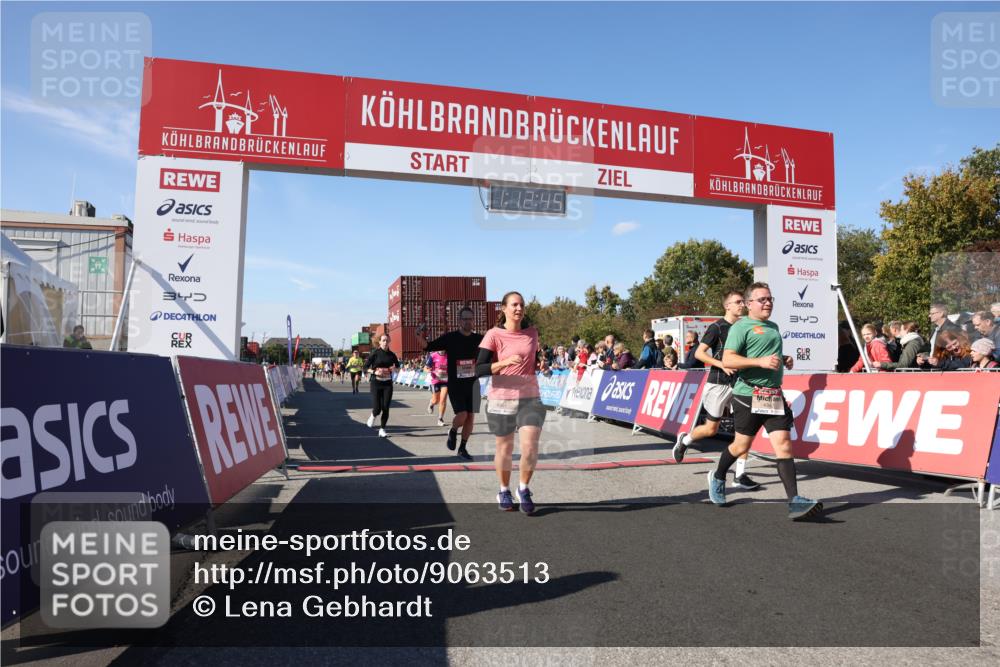 03.10.2025 - Köhlbrandbrückenlauf Lena Gebhardt http://msf.ph/oto/9063513 03.10.2025 13:12:45 Ziel 4048, 4391, 4392, 4527, 4609, 4855, 4858, 4864, 4873, 4975, 5874, 5916, 6466, 6588, 6791 meine-sportfotos.de