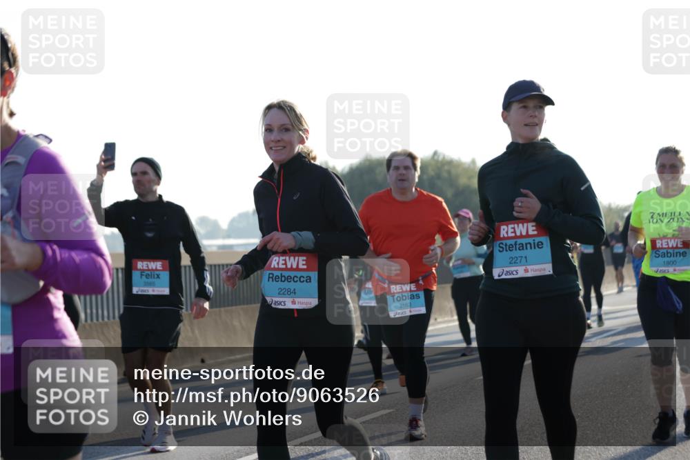 03.10.2025 - Köhlbrandbrückenlauf Jannik Wohlers http://msf.ph/oto/9063526 03.10.2025 09:24:11 Position 3 3565, 2284, 2163, 2271, 1800 meine-sportfotos.de