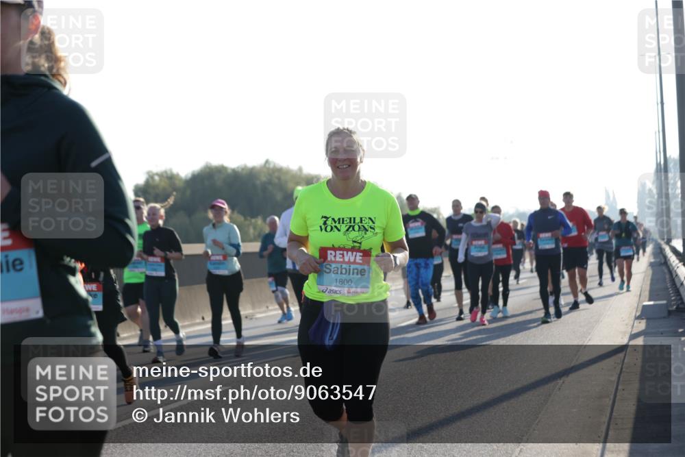 03.10.2025 - Köhlbrandbrückenlauf Jannik Wohlers http://msf.ph/oto/9063547 03.10.2025 09:24:12 Position 3 1800 meine-sportfotos.de