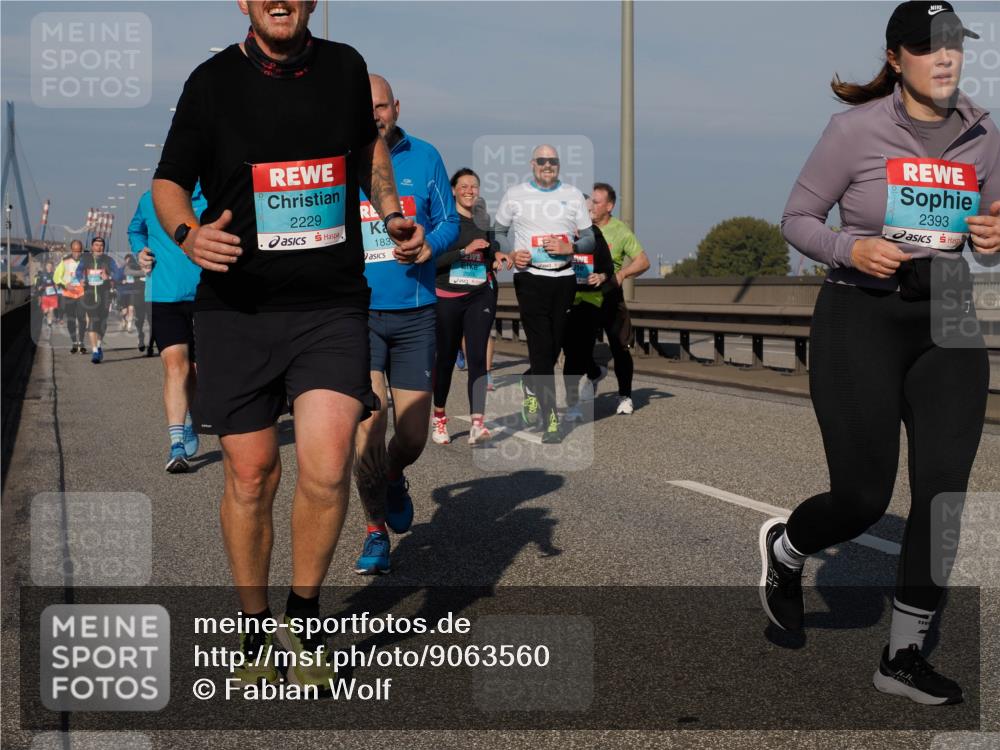 03.10.2025 - Köhlbrandbrückenlauf Fabian Wolf http://msf.ph/oto/9063560 03.10.2025 10:06:51 Position 3 2229, 183, 2393 meine-sportfotos.de