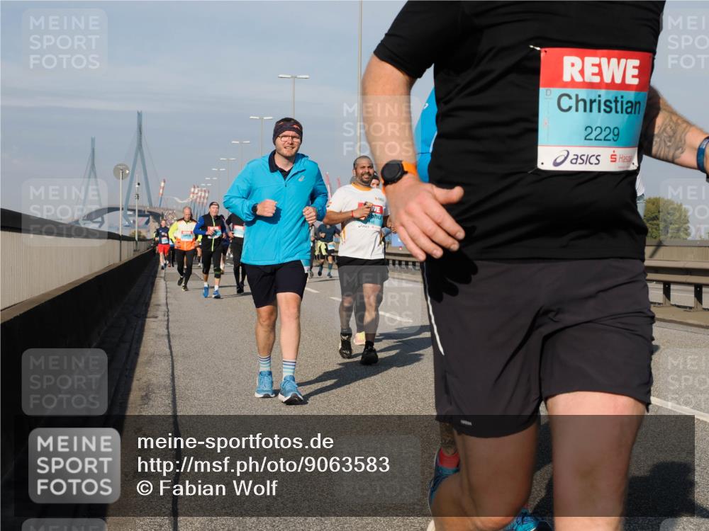 03.10.2025 - Köhlbrandbrückenlauf Fabian Wolf http://msf.ph/oto/9063583 03.10.2025 10:06:52 Position 3 2229 meine-sportfotos.de