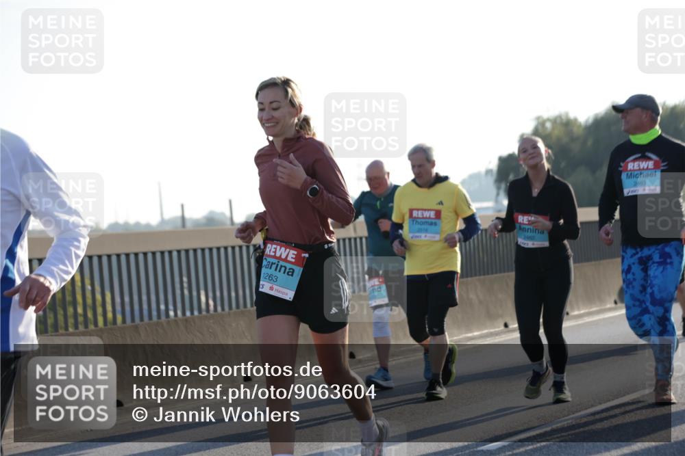 03.10.2025 - Köhlbrandbrückenlauf Jannik Wohlers http://msf.ph/oto/9063604 03.10.2025 09:24:16 Position 3 1263, 2518, 2462, 2463 meine-sportfotos.de
