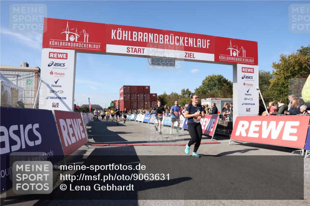 03.10.2025 - Köhlbrandbrückenlauf Lena Gebhardt http://msf.ph/oto/9063631 03.10.2025 13:12:54 Ziel 4446, 4487, 4527, 4559, 4628, 4671, 4855, 4965, 4975, 5381, 5673, 5674, 5916, 6497, 6530, 6791 meine-sportfotos.de