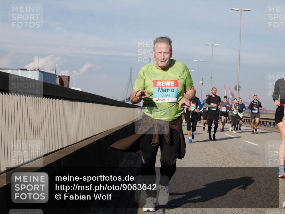 03.10.2025 - Köhlbrandbrückenlauf Fabian Wolf http://msf.ph/oto/9063642 03.10.2025 10:06:55 Position 3 3398 meine-sportfotos.de
