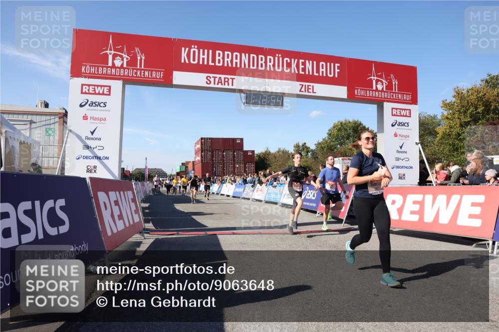 03.10.2025 - Köhlbrandbrückenlauf Lena Gebhardt http://msf.ph/oto/9063648 03.10.2025 13:12:54 Ziel 4446, 4487, 4527, 4559, 4628, 4671, 4855, 4965, 4975, 5381, 5673, 5674, 5916, 6497, 6530, 6791 meine-sportfotos.de
