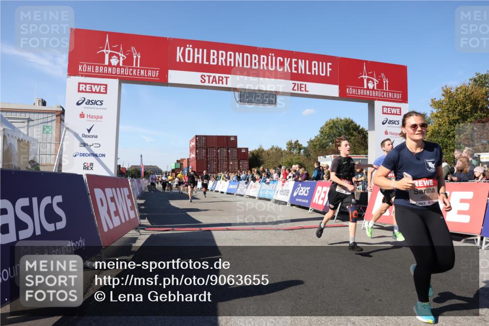 03.10.2025 - Köhlbrandbrückenlauf Lena Gebhardt http://msf.ph/oto/9063655 03.10.2025 13:12:55 Ziel 4446, 4487, 4559, 4628, 4671, 4855, 4965, 4975, 5051, 5381, 5673, 5674, 5916, 6303, 6496, 6497, 6530, 6791 meine-sportfotos.de