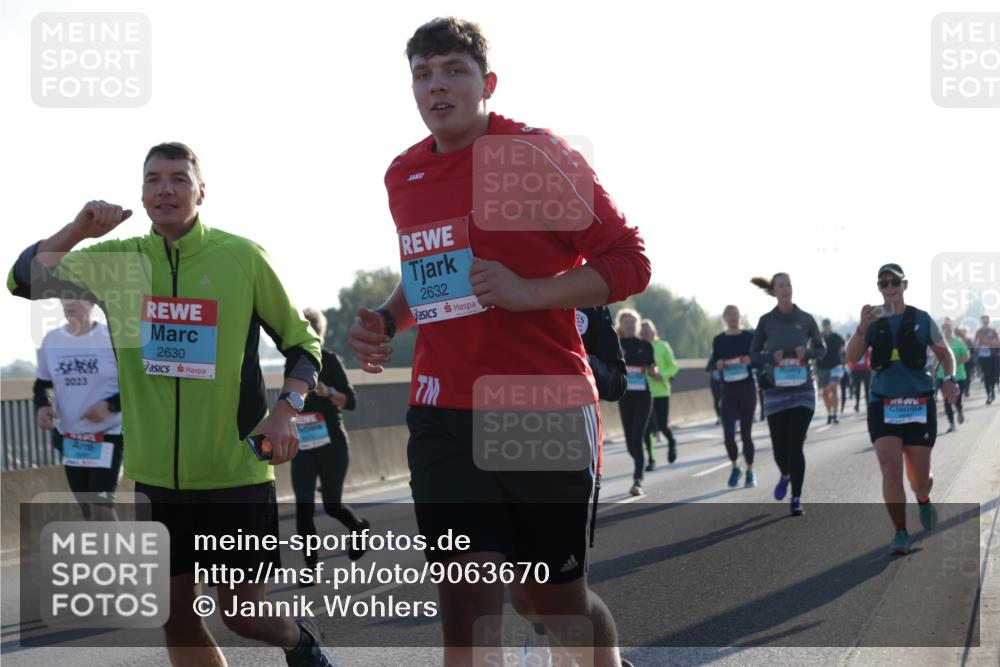 03.10.2025 - Köhlbrandbrückenlauf Jannik Wohlers http://msf.ph/oto/9063670 03.10.2025 09:24:20 Position 3 2023, 2630, 2632 meine-sportfotos.de