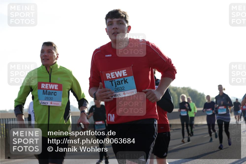 03.10.2025 - Köhlbrandbrückenlauf Jannik Wohlers http://msf.ph/oto/9063684 03.10.2025 09:24:20 Position 3 2630, 2632 meine-sportfotos.de