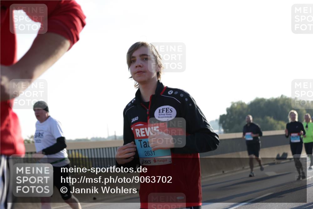 03.10.2025 - Köhlbrandbrückenlauf Jannik Wohlers http://msf.ph/oto/9063702 03.10.2025 09:24:21 Position 3 2631 meine-sportfotos.de