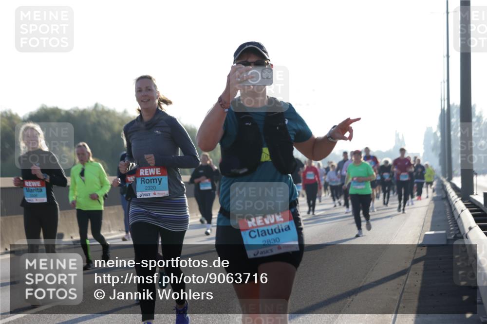 03.10.2025 - Köhlbrandbrückenlauf Jannik Wohlers http://msf.ph/oto/9063716 03.10.2025 09:24:22 Position 3 3806, 2320, 2830 meine-sportfotos.de