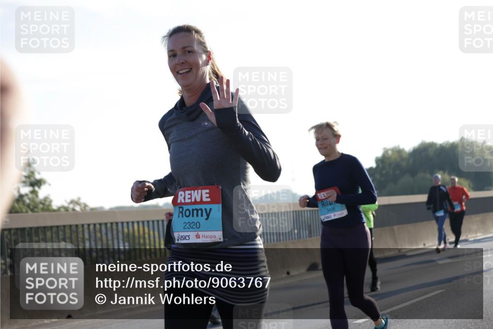 03.10.2025 - Köhlbrandbrückenlauf Jannik Wohlers http://msf.ph/oto/9063767 03.10.2025 09:24:24 Position 3 2320, 3408 meine-sportfotos.de