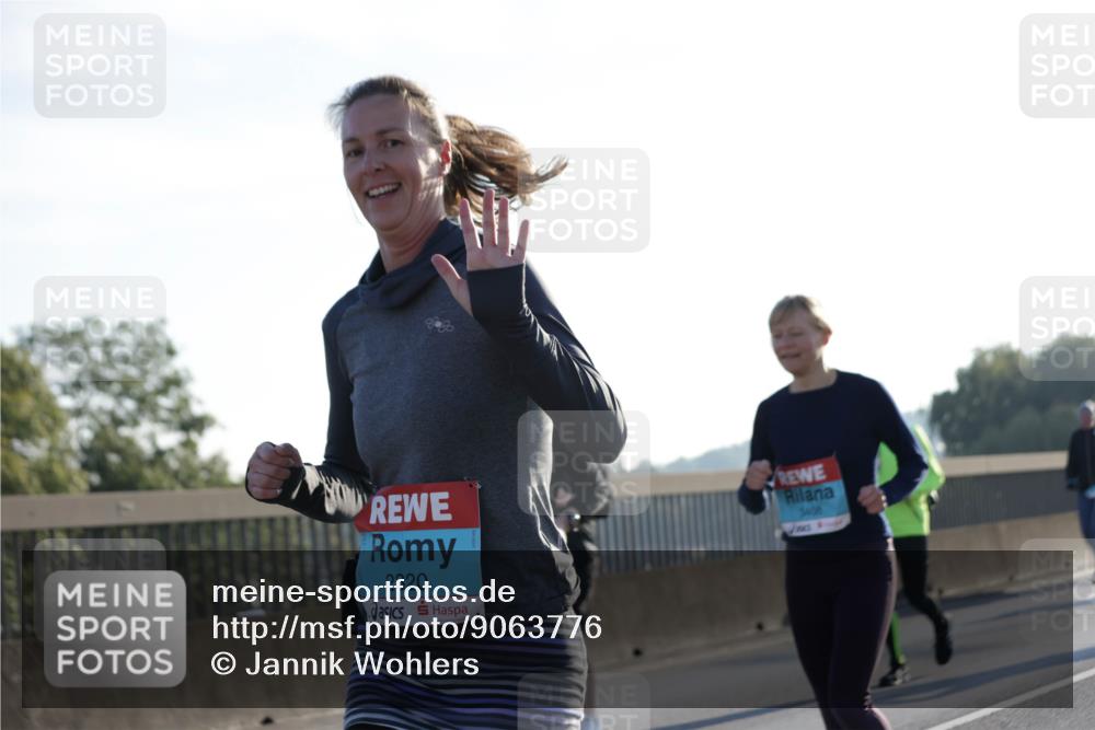 03.10.2025 - Köhlbrandbrückenlauf Jannik Wohlers http://msf.ph/oto/9063776 03.10.2025 09:24:24 Position 3 2320, 3408 meine-sportfotos.de