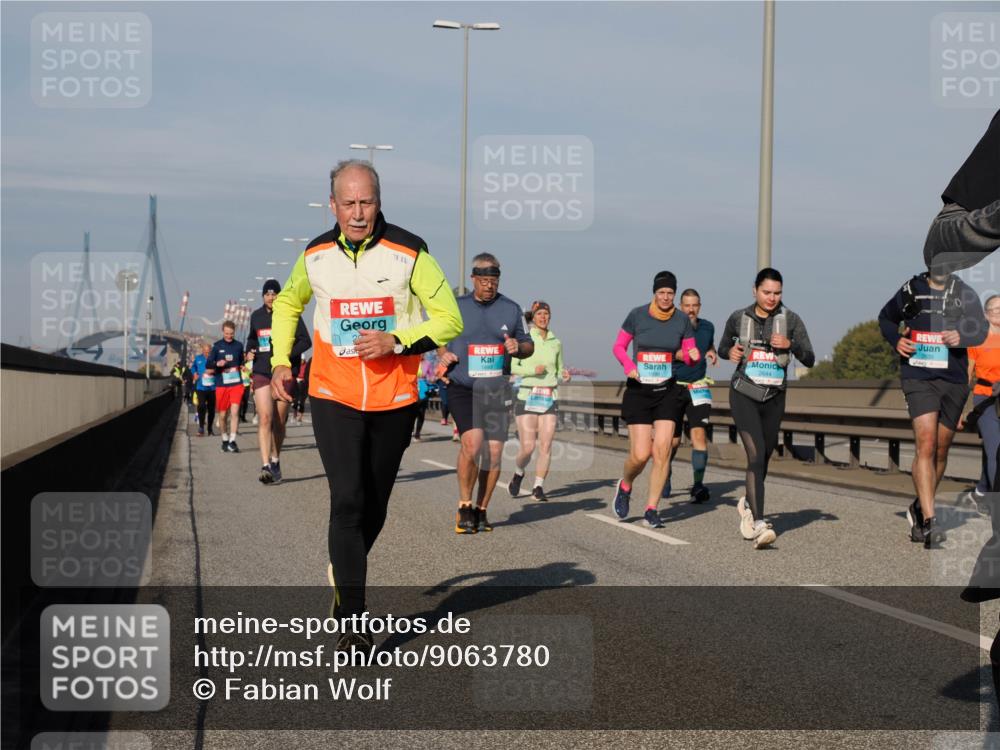 03.10.2025 - Köhlbrandbrückenlauf Fabian Wolf http://msf.ph/oto/9063780 03.10.2025 10:07:02 Position 3 1993, 2644 meine-sportfotos.de