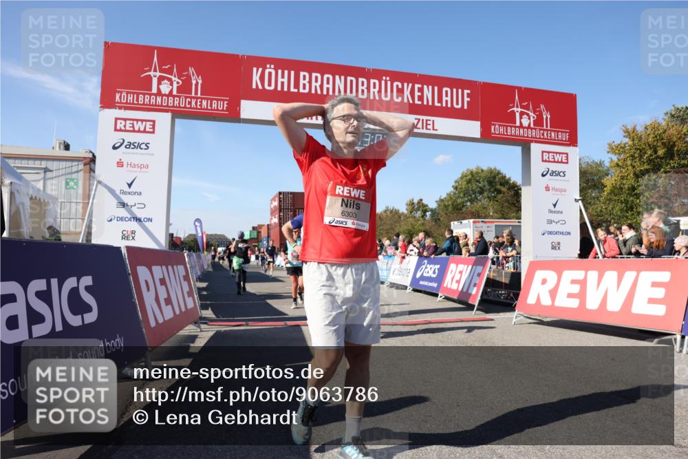 03.10.2025 - Köhlbrandbrückenlauf Lena Gebhardt http://msf.ph/oto/9063786 03.10.2025 13:13:05 Ziel 4193, 4446, 4487, 4528, 4559, 4628, 4748, 5051, 5381, 5673, 5674, 6303, 6393, 6496, 6530, 6705, 6725, 6742, 6755 meine-sportfotos.de