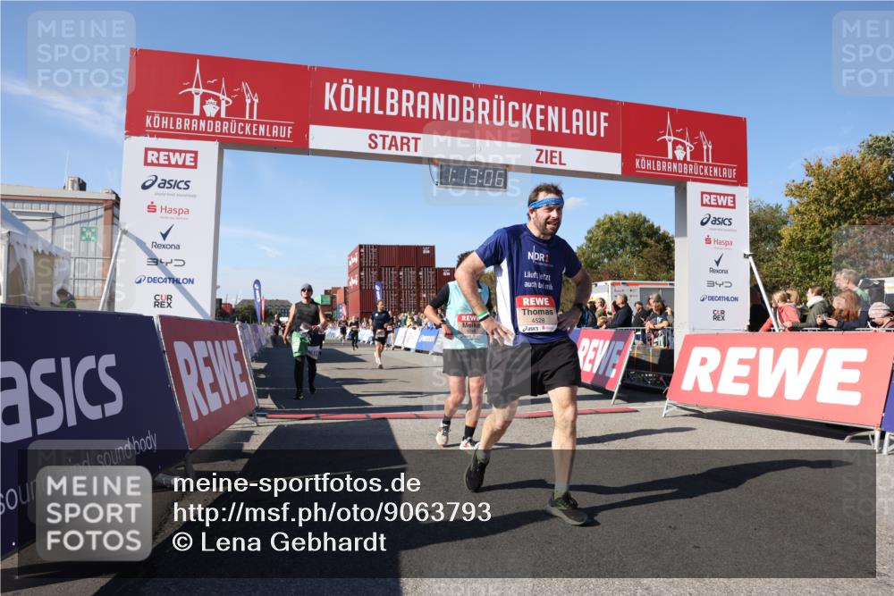 03.10.2025 - Köhlbrandbrückenlauf Lena Gebhardt http://msf.ph/oto/9063793 03.10.2025 13:13:07 Ziel 4193, 4446, 4487, 4528, 4559, 4628, 4748, 5025, 5051, 5381, 5673, 5674, 5678, 6303, 6393, 6496, 6530, 6705, 6725, 6742, 6755 meine-sportfotos.de