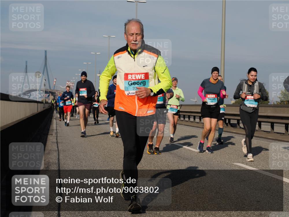 03.10.2025 - Köhlbrandbrückenlauf Fabian Wolf http://msf.ph/oto/9063802 03.10.2025 10:07:03 Position 3 20, 1998, 2644 meine-sportfotos.de