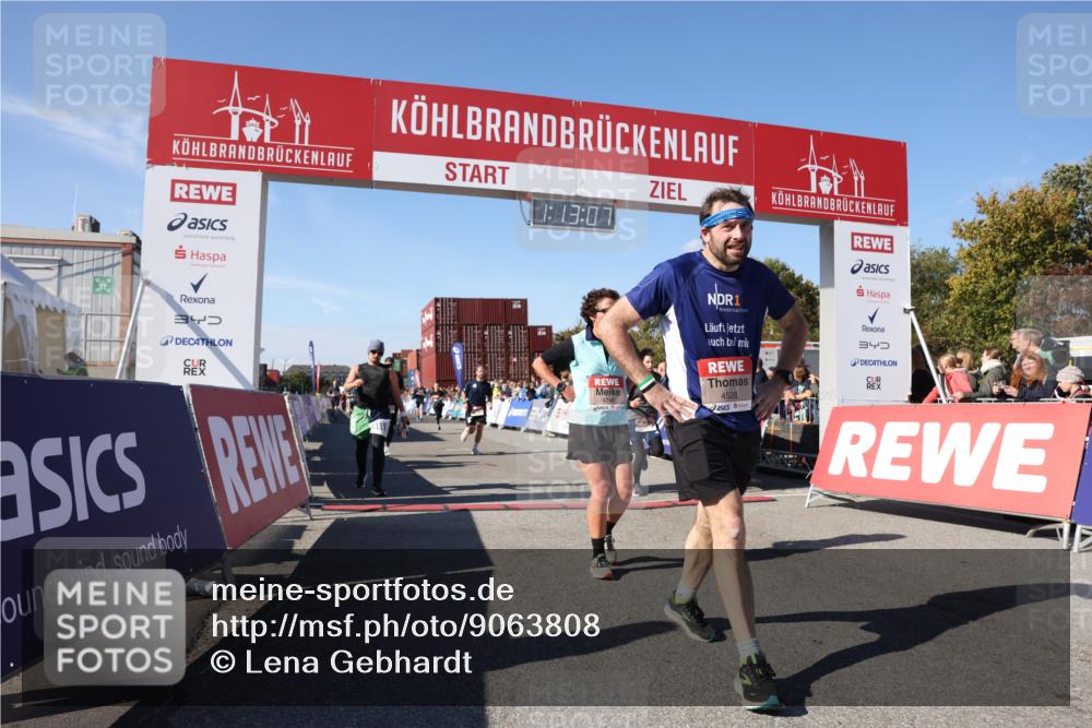 03.10.2025 - Köhlbrandbrückenlauf Lena Gebhardt http://msf.ph/oto/9063808 03.10.2025 13:13:07 Ziel 4193, 4446, 4487, 4528, 4559, 4628, 4748, 5025, 5051, 5381, 5673, 5674, 5678, 6303, 6393, 6496, 6530, 6705, 6725, 6742, 6755 meine-sportfotos.de
