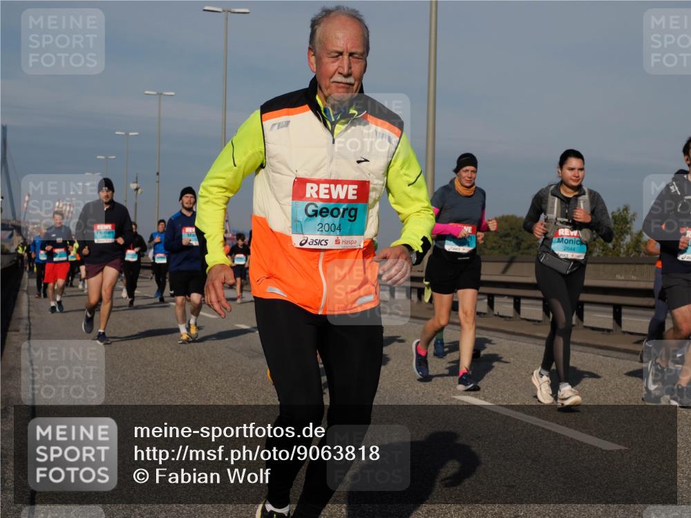 03.10.2025 - Köhlbrandbrückenlauf Fabian Wolf http://msf.ph/oto/9063818 03.10.2025 10:07:03 Position 3 2004, 2644 meine-sportfotos.de