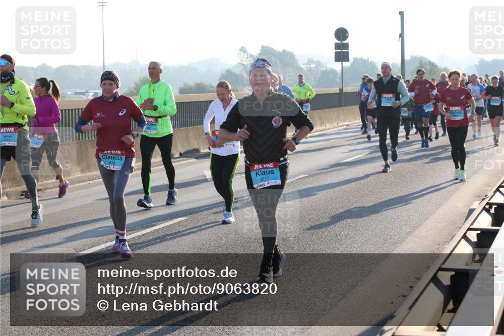 03.10.2025 - Köhlbrandbrückenlauf Lena Gebhardt http://msf.ph/oto/9063820 03.10.2025 09:21:06 Position 1 3748, 1633, 3017 meine-sportfotos.de