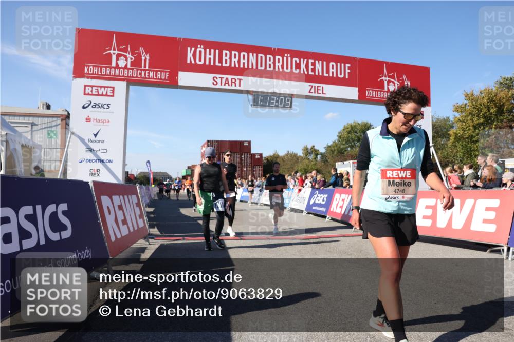 03.10.2025 - Köhlbrandbrückenlauf Lena Gebhardt http://msf.ph/oto/9063829 03.10.2025 13:13:09 Ziel 4191, 4193, 4463, 4513, 4528, 4559, 4628, 4748, 5025, 5051, 5381, 5673, 5674, 5678, 5852, 6303, 6393, 6496, 6705, 6725, 6742, 6755 meine-sportfotos.de