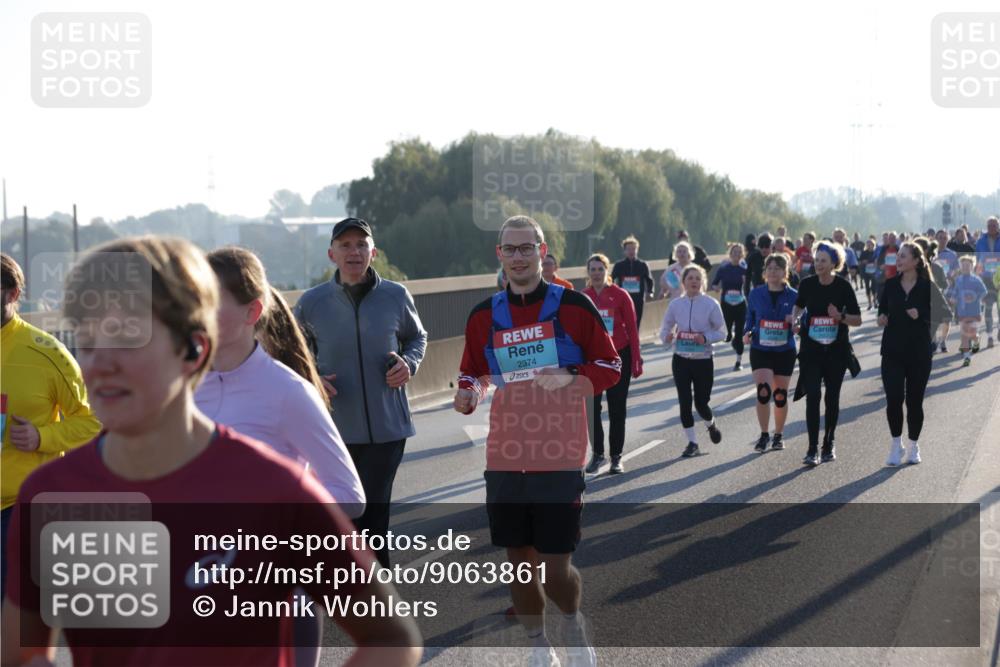 03.10.2025 - Köhlbrandbrückenlauf Jannik Wohlers http://msf.ph/oto/9063861 03.10.2025 09:24:35 Position 3 2374 meine-sportfotos.de