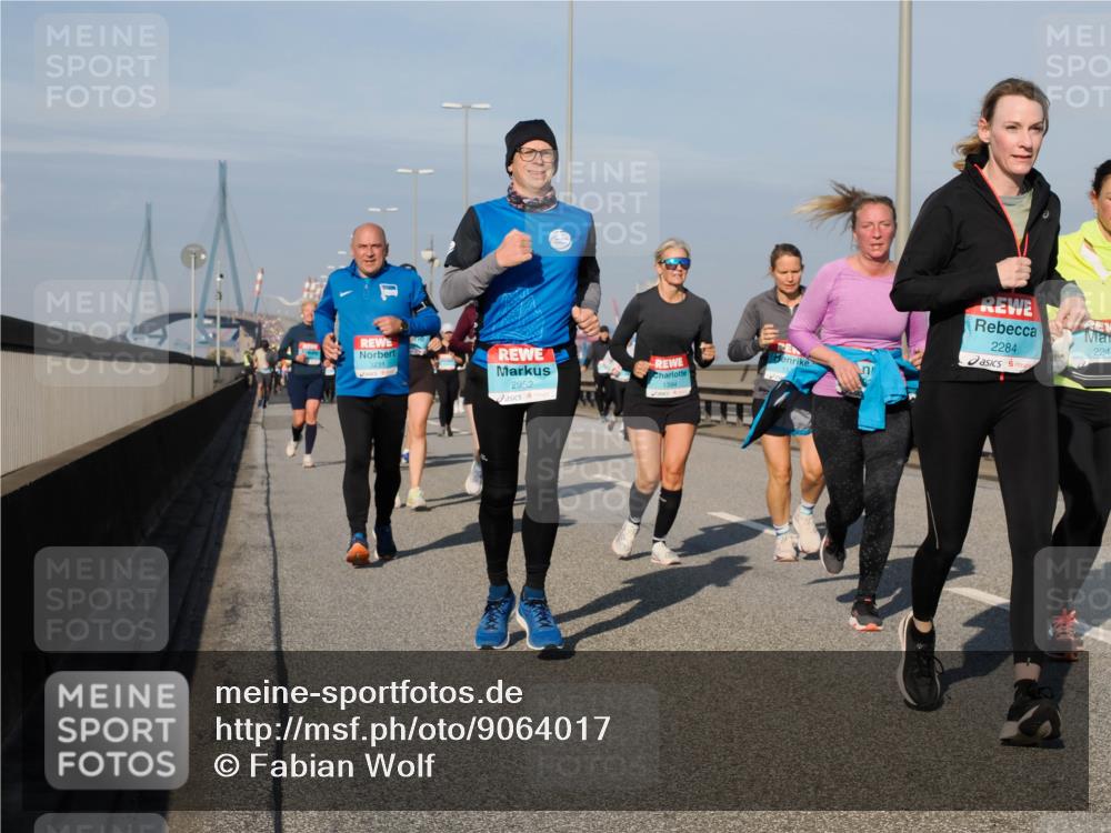 03.10.2025 - Köhlbrandbrückenlauf Fabian Wolf http://msf.ph/oto/9064017 03.10.2025 10:07:13 Position 3 3231, 2952, 1394, 2284, 224 meine-sportfotos.de