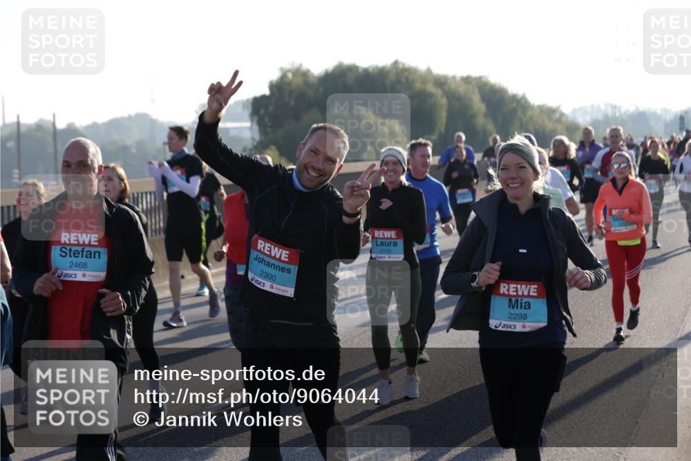 03.10.2025 - Köhlbrandbrückenlauf Jannik Wohlers http://msf.ph/oto/9064044 03.10.2025 09:24:47 Position 3 2468, 2300, 3105, 2298 meine-sportfotos.de
