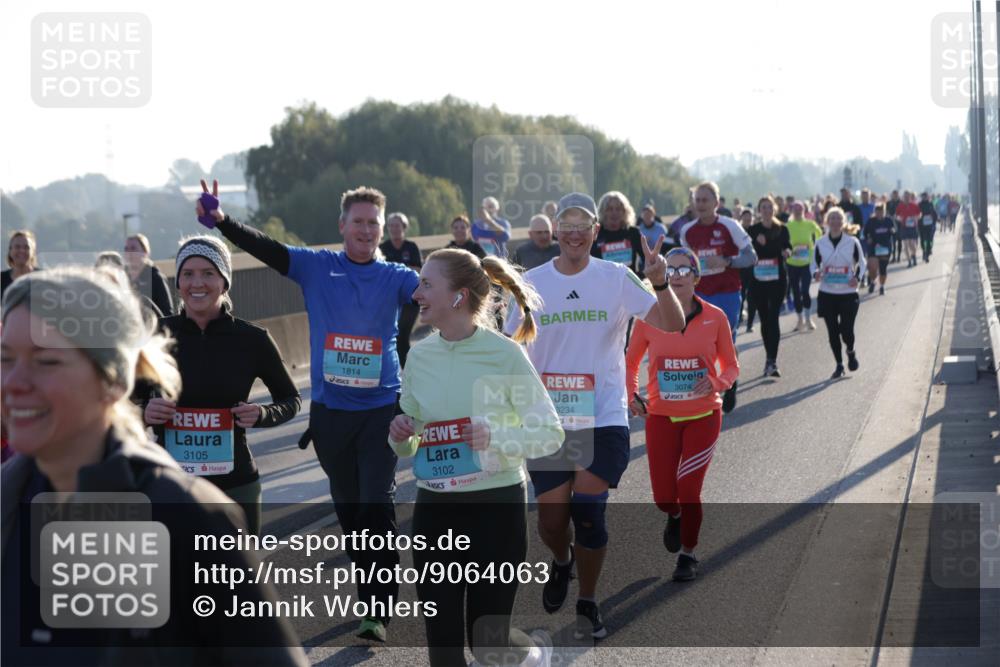 03.10.2025 - Köhlbrandbrückenlauf Jannik Wohlers http://msf.ph/oto/9064063 03.10.2025 09:24:48 Position 3 3105, 1814, 3102, 3234, 3074 meine-sportfotos.de