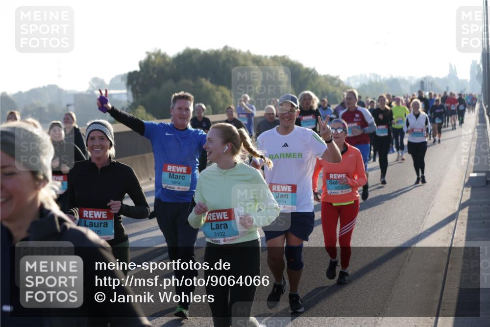 03.10.2025 - Köhlbrandbrückenlauf Jannik Wohlers http://msf.ph/oto/9064066 03.10.2025 09:24:48 Position 3 05, 1814, 3234, 3074, 3102 meine-sportfotos.de