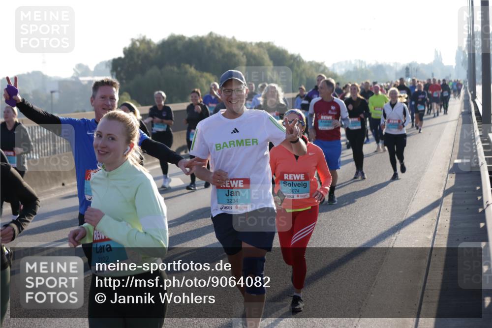 03.10.2025 - Köhlbrandbrückenlauf Jannik Wohlers http://msf.ph/oto/9064082 03.10.2025 09:24:49 Position 3 3102, 3234, 3074 meine-sportfotos.de
