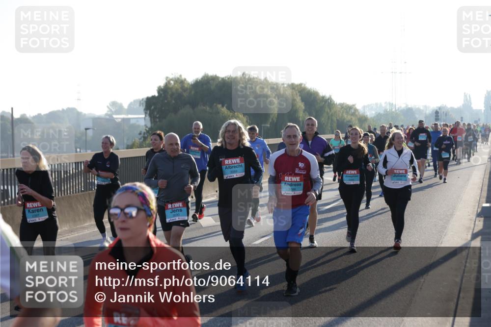 03.10.2025 - Köhlbrandbrückenlauf Jannik Wohlers http://msf.ph/oto/9064114 03.10.2025 09:24:50 Position 3 2397, 3090, 3089, 3088 meine-sportfotos.de