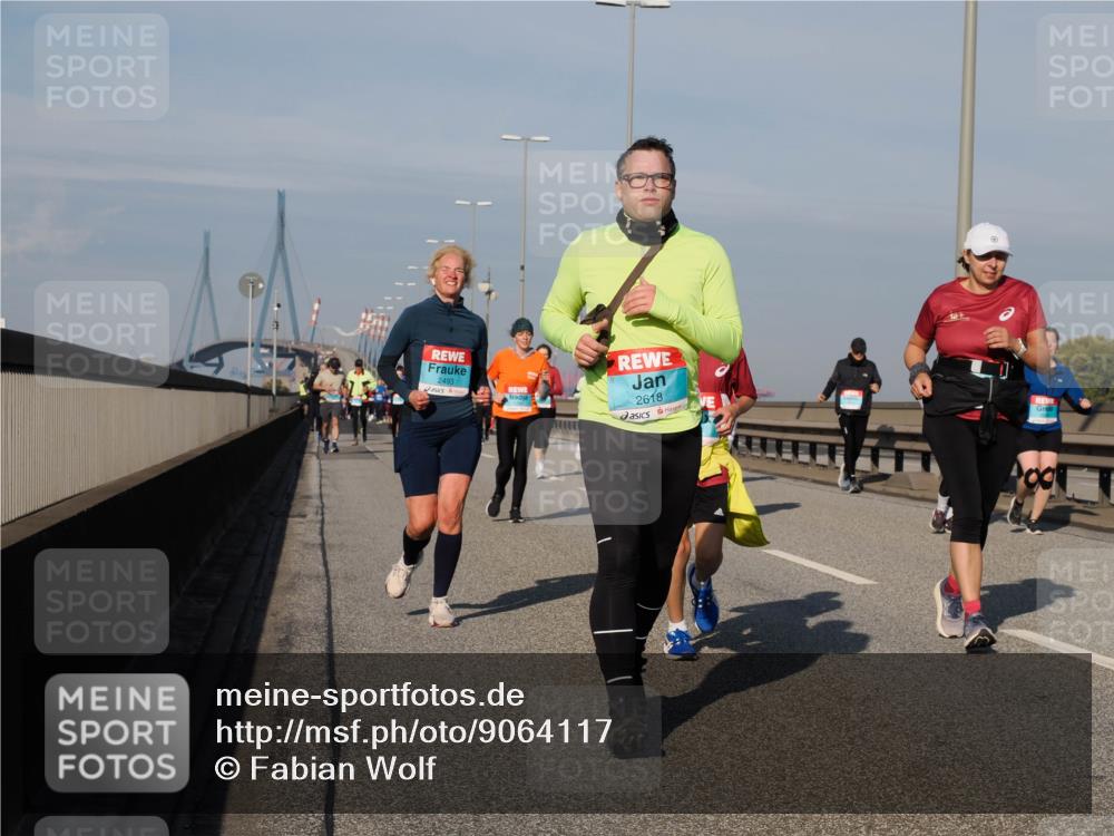 03.10.2025 - Köhlbrandbrückenlauf Fabian Wolf http://msf.ph/oto/9064117 03.10.2025 10:07:19 Position 3 2493, 2618 meine-sportfotos.de