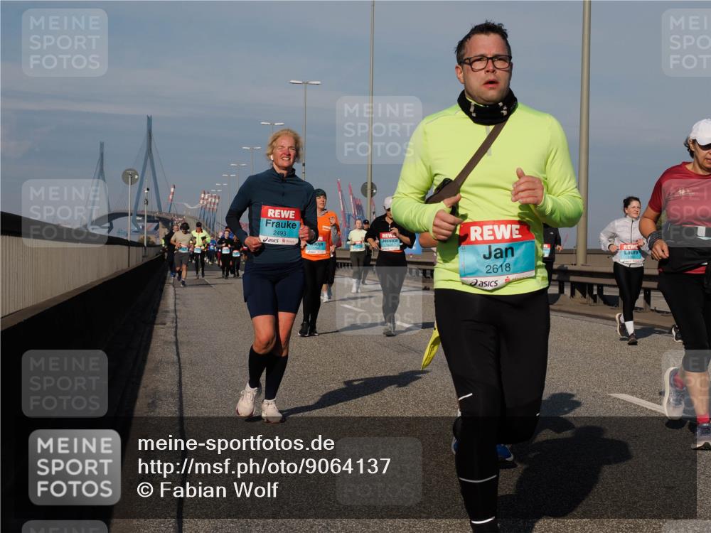 03.10.2025 - Köhlbrandbrückenlauf Fabian Wolf http://msf.ph/oto/9064137 03.10.2025 10:07:20 Position 3 2493, 1425, 2618 meine-sportfotos.de