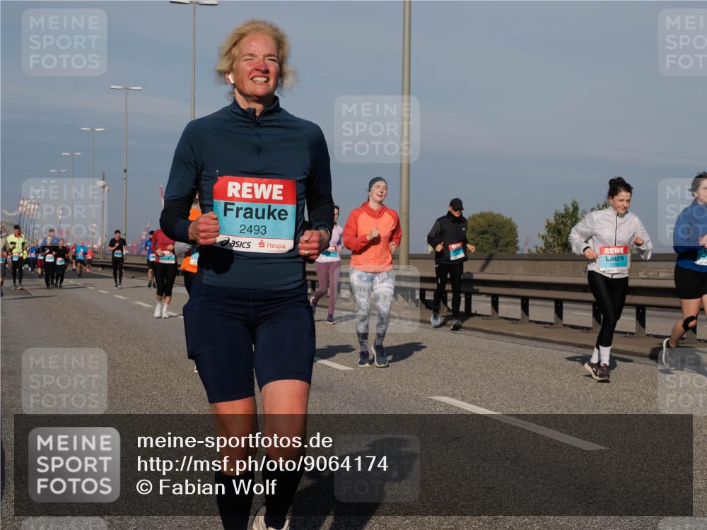 03.10.2025 - Köhlbrandbrückenlauf Fabian Wolf http://msf.ph/oto/9064174 03.10.2025 10:07:22 Position 3 2493 meine-sportfotos.de