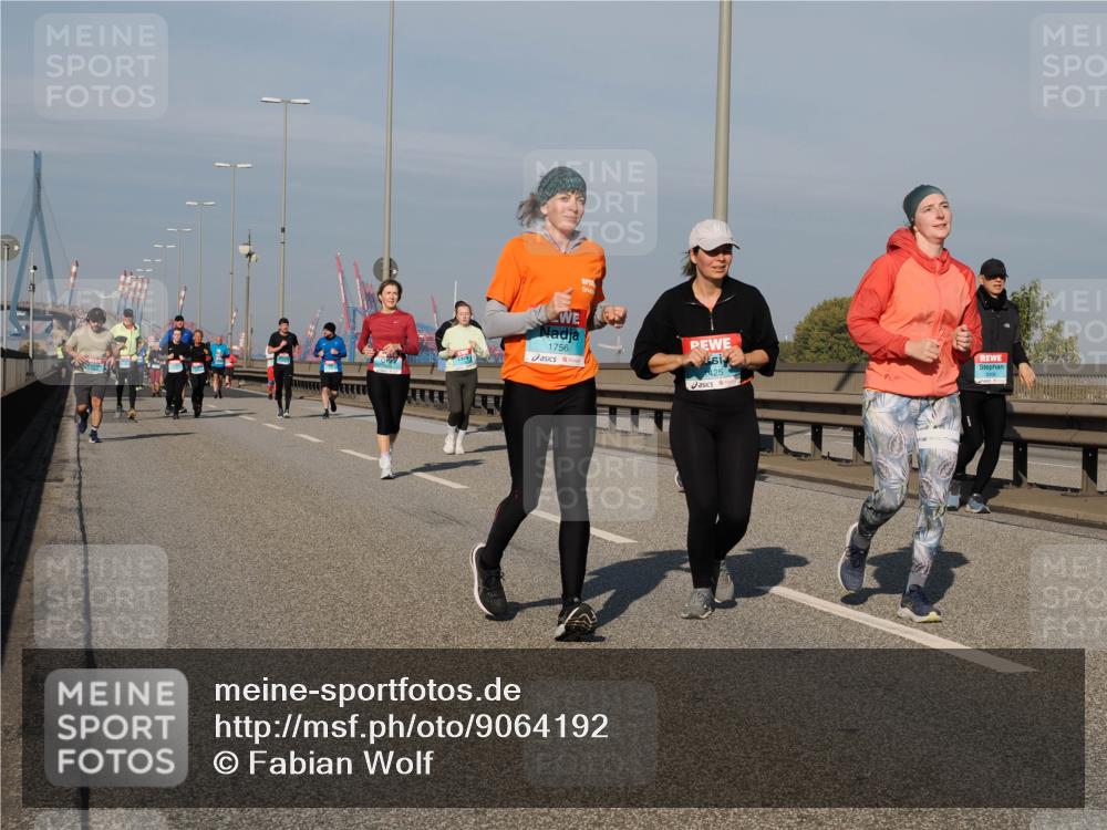 03.10.2025 - Köhlbrandbrückenlauf Fabian Wolf http://msf.ph/oto/9064192 03.10.2025 10:07:23 Position 3 1756, 1425 meine-sportfotos.de
