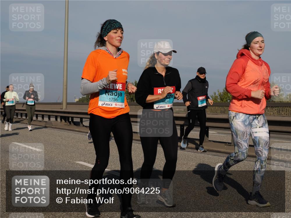 03.10.2025 - Köhlbrandbrückenlauf Fabian Wolf http://msf.ph/oto/9064225 03.10.2025 10:07:25 Position 3 1756, 1425 meine-sportfotos.de