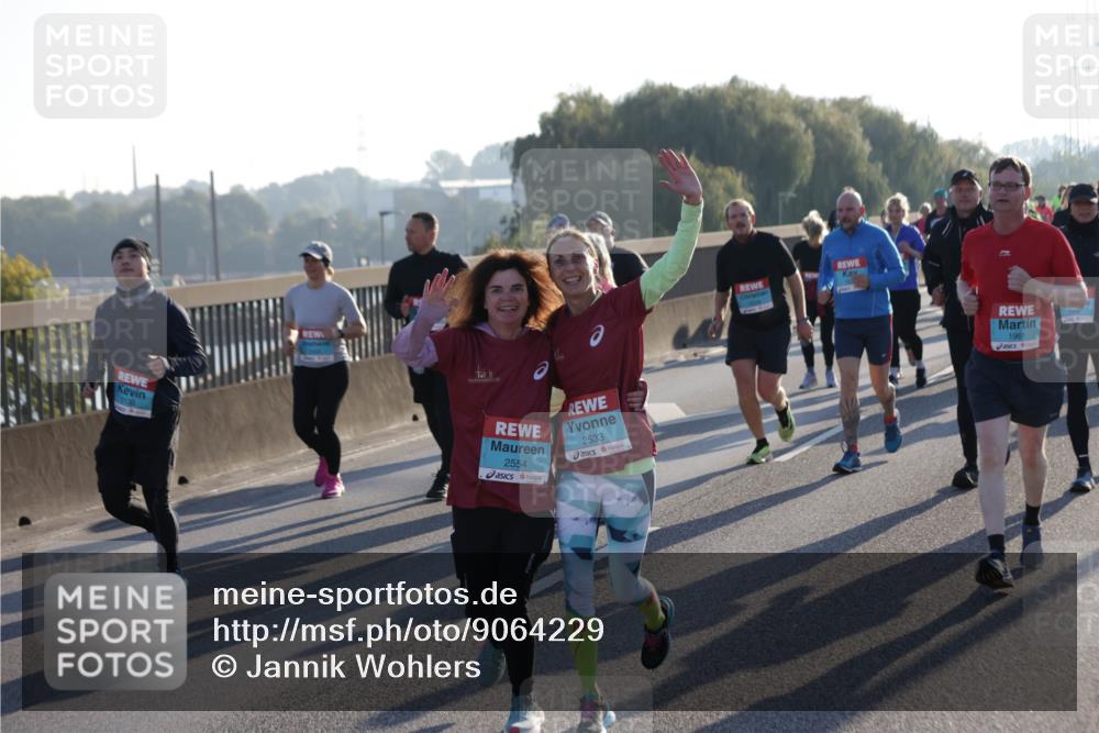 03.10.2025 - Köhlbrandbrückenlauf Jannik Wohlers http://msf.ph/oto/9064229 03.10.2025 09:25:03 Position 3 11, 2554, 2533, 1961 meine-sportfotos.de
