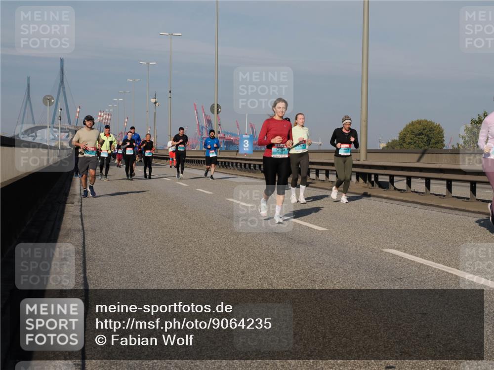 03.10.2025 - Köhlbrandbrückenlauf Fabian Wolf http://msf.ph/oto/9064235 03.10.2025 10:07:26 Position 3  meine-sportfotos.de
